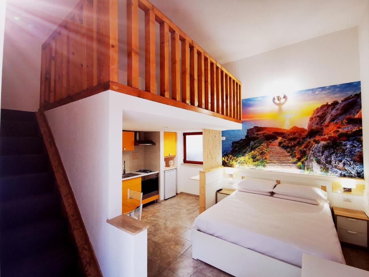Guru House B&B Apartments Milazzo Exteriér fotografie