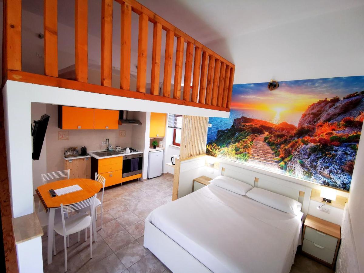 Guru House B&B Apartments Milazzo Exteriér fotografie
